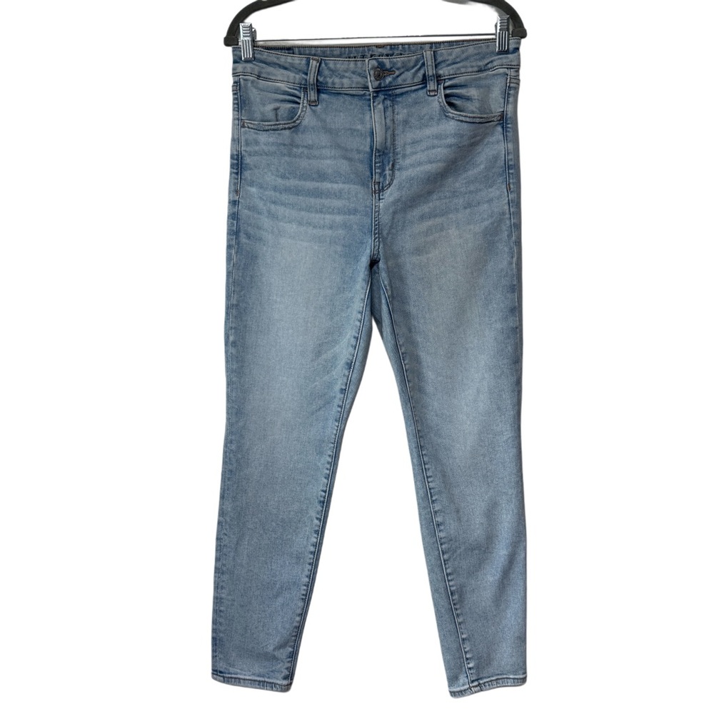 American Eagle Outfitters Light Blue Jeans